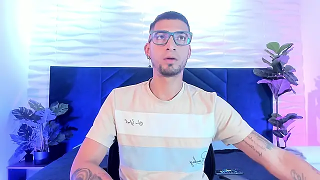 DrakeNeumann online show from February 2026 03:21:02 AM