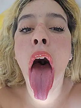 Massa8 online show from December 2024 11:03:02 PM