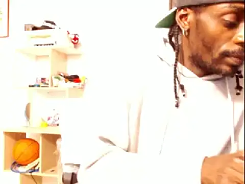 Snapshot of phillip-hot chatting on January 2025 04:01:01 AM phillip-hot online show from January 2025 04:01:01 AM