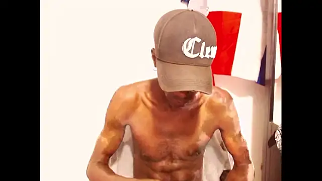 Snapshot of phillip-hot chatting on September 2025 03:46:02 PM phillip-hot online show from September 2025 03:46:02 PM