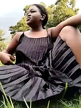 Snapshot of Sexymamibo chatting on February 2026 03:10:01 PM Sexymamibo online show from February 2026 03:10:01 PM