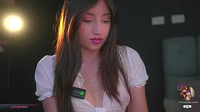 eimy22 online show from October 2025 09:59:01 PM