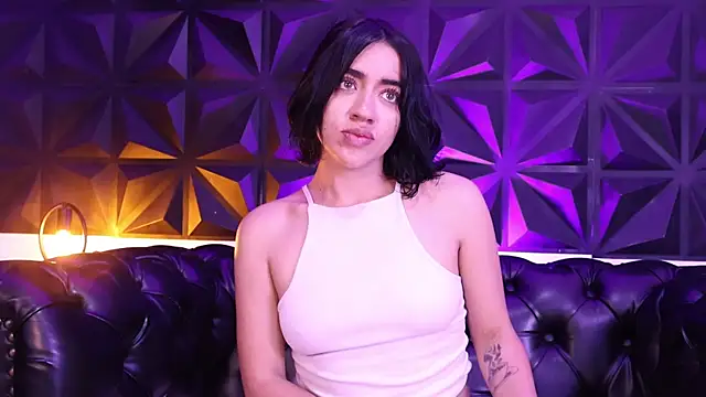 Snapshot of KasiaNoir_ chatting on December 2025 12:14:02 PM KasiaNoir online show from December 2025 12:14:02 PM