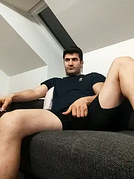 Analcholic online show from October 2025 05:45:02 PM