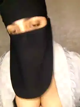 Snapshot of Narimane_maroc chatting on January 2025 01:34:02 AM Narimane maroc online show from January 2025 01:34:02 AM