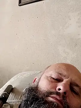 Snapshot of AlexandruCsaba chatting on November 2025 09:09:01 AM AlexandruCsaba online show from November 2025 09:09:01 AM