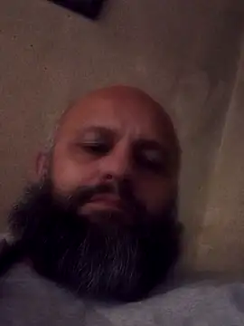 Snapshot of AlexandruCsaba chatting on November 2025 09:30:01 AM AlexandruCsaba online show from November 2025 09:30:01 AM