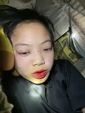 Snapshot of chaomay796xo chatting on February 2025 05:41:01 AM chaomay796xo online show from February 2025 05:41:01 AM