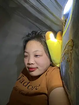 Snapshot of chaomay796xo chatting on March 2025 07:15:01 AM chaomay796xo online show from March 2025 07:15:01 AM