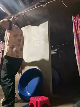 Snapshot of chaomay796xo chatting on March 2025 10:37:02 AM chaomay796xo online show from March 2025 10:37:02 AM