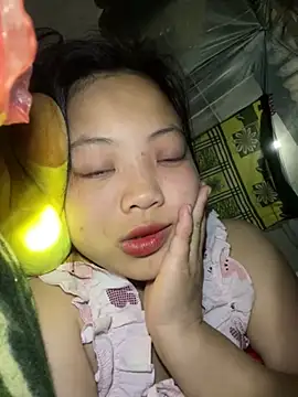 Snapshot of chaomay796xo chatting on March 2025 03:29:02 PM chaomay796xo online show from March 2025 03:29:02 PM