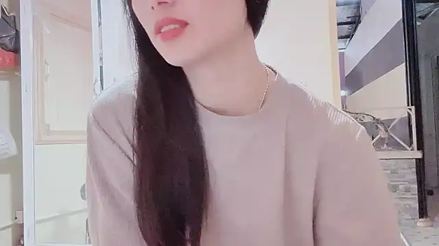 Snapshot of LinhChi_9x chatting on November 2025 11:37:02 PM LinhChi 9x online show from November 2025 11:37:02 PM