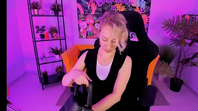 LylithSkye online show from January 2025 10:50:02 AM