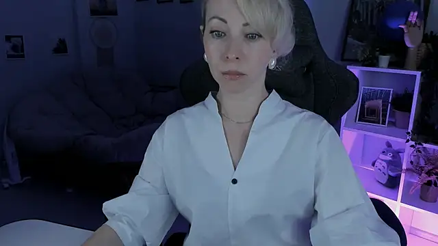 LylithSkye online show from February 2025 10:51:02 AM