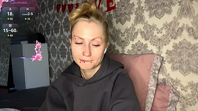 MarthaGees online show from September 2025 04:23:01 AM