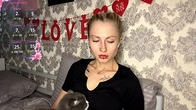 MarthaGees online show from September 2025 06:37:01 AM