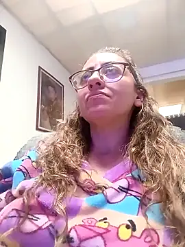 Snapshot of miss_hanna07 chatting on March 2025 09:38:01 PM miss hanna07 online show from March 2025 09:38:01 PM