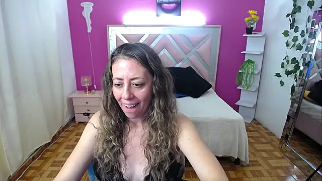 Snapshot of miss_hanna07 chatting on March 2025 06:37:01 PM miss hanna07 online show from March 2025 06:37:01 PM