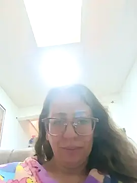 Snapshot of miss_hanna07 chatting on March 2025 10:45:02 PM miss hanna07 online show from March 2025 10:45:02 PM