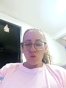 Snapshot of miss_hanna07 chatting on March 2025 11:01:02 PM miss hanna07 online show from March 2025 11:01:02 PM