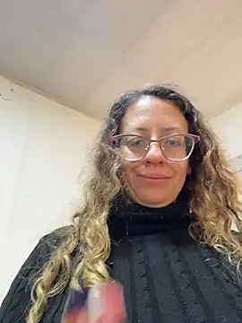 Snapshot of miss_hanna07 chatting on October 2025 04:18:01 PM miss hanna07 online show from October 2025 04:18:01 PM