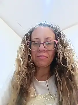 Snapshot of miss_hanna07 chatting on November 2025 06:08:01 PM miss hanna07 online show from November 2025 06:08:01 PM