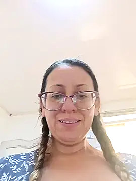 Snapshot of miss_hanna07 chatting on November 2025 04:31:02 PM miss hanna07 online show from November 2025 04:31:02 PM