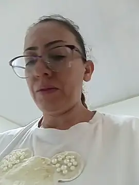 Snapshot of miss_hanna07 chatting on November 2025 08:00:01 PM miss hanna07 online show from November 2025 08:00:01 PM