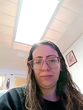 Snapshot of miss_hanna07 chatting on December 2025 03:32:01 PM miss hanna07 online show from December 2025 03:32:01 PM