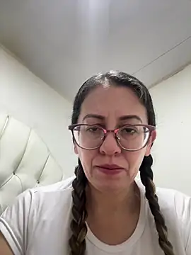 miss hanna07 online show from February 2026 04:25:02 PM