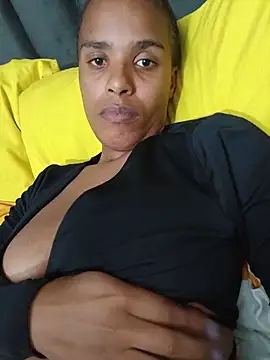 Snapshot of SexySlenderLexy chatting on June 2026 07:33:01 AM SexySlenderLexy online show from June 2026 07:33:01 AM