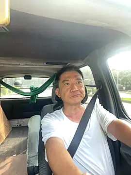 YuHsuant online show from October 2025 12:41:02 AM