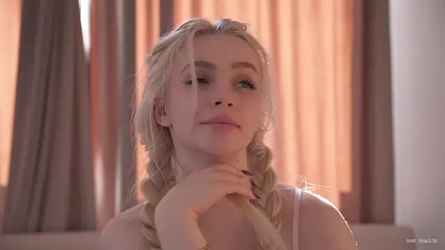 Snapshot of Faster_maci chatting on March 2025 10:21:02 AM Faster maci online show from March 2025 10:21:02 AM