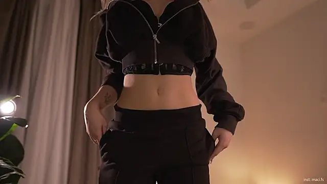 Snapshot of Faster_maci chatting on September 2025 05:18:01 PM Faster maci online show from September 2025 05:18:01 PM