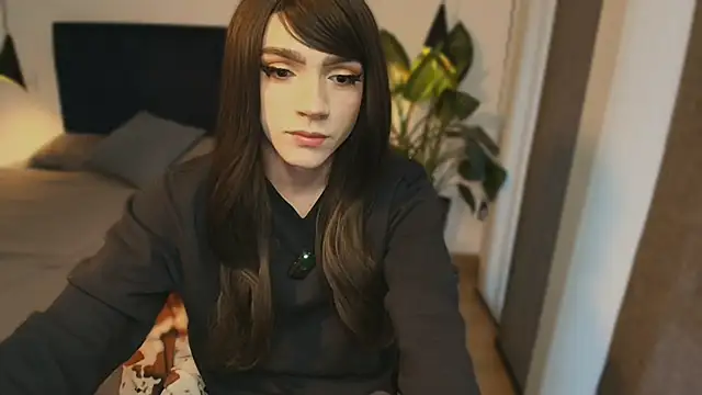 Snapshot of pansuggarofficial chatting on December 2025 11:28:02 AM pansuggarofficial online show from December 2025 11:28:02 AM