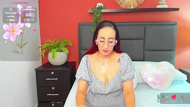 Snapshot of jadde13_ chatting on December 2024 02:35:01 AM jadde13 online show from December 2024 02:35:01 AM