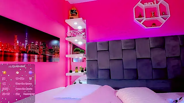 Saamanthaa11 online show from April 2026 05:01:02 AM