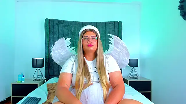 Snapshot of Tom_Silver__ chatting on February 2025 09:36:01 PM Tom Silver online show from February 2025 09:36:01 PM