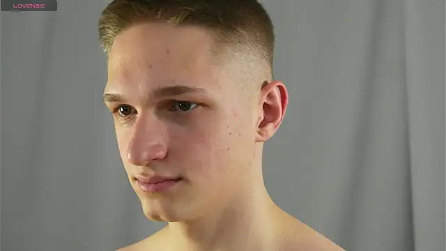 dustyn fox online show from January 2025 05:01:01 PM