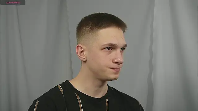 dustyn fox online show from January 2025 02:28:02 PM