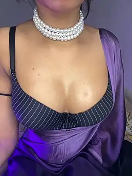 Snapshot of Hot-sexy222 chatting on January 2025 10:27:02 AM Hot-sexy222 online show from January 2025 10:27:02 AM