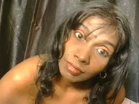Snapshot of Fuckable_Nasty_MILF chatting on October 2025 07:14:02 PM Fuckable Nasty MILF online show from October 2025 07:14:02 PM