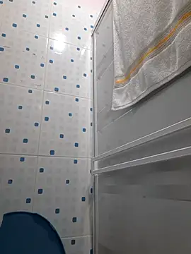 sexy-latin10 online show from March 2025 11:07:02 AM