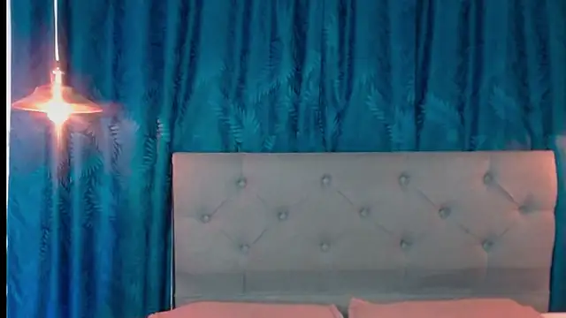 angelica bouvier online show from November 2025 08:02:02 PM