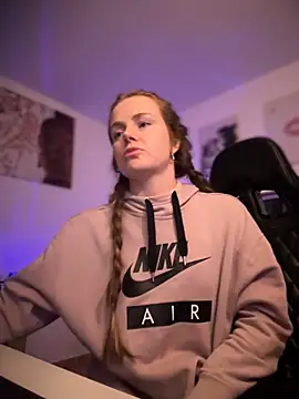 Piinkpandora online show from April 2026 07:43:01 PM