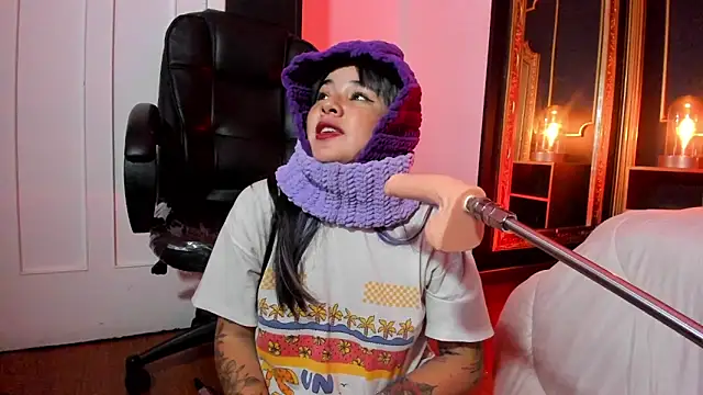 Snapshot of JeyLee chatting on January 2025 03:07:02 PM JeyLee online show from January 2025 03:07:02 PM