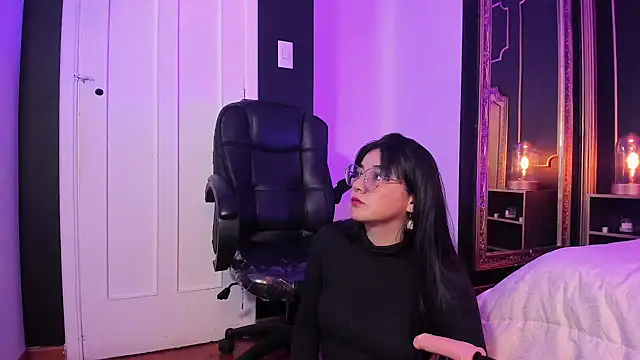 Snapshot of JeyLee chatting on February 2025 11:54:01 AM JeyLee online show from February 2025 11:54:01 AM