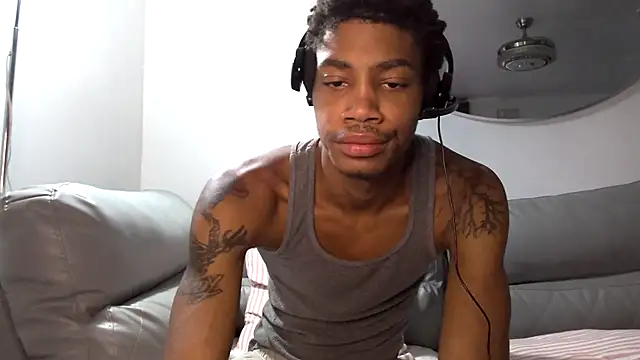 Skinnyblackman online show from October 2025 10:32:02 PM