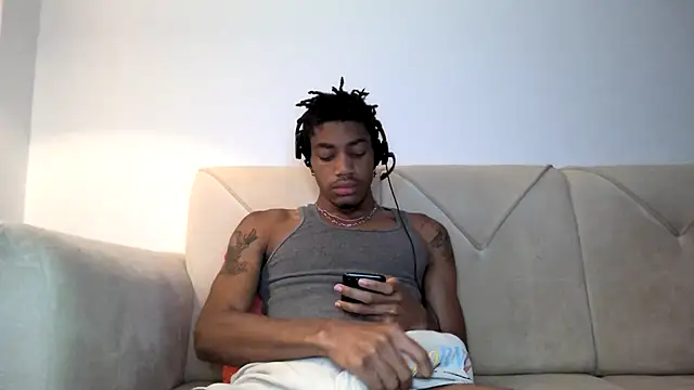 Skinnyblackman online show from November 2025 01:38:01 AM