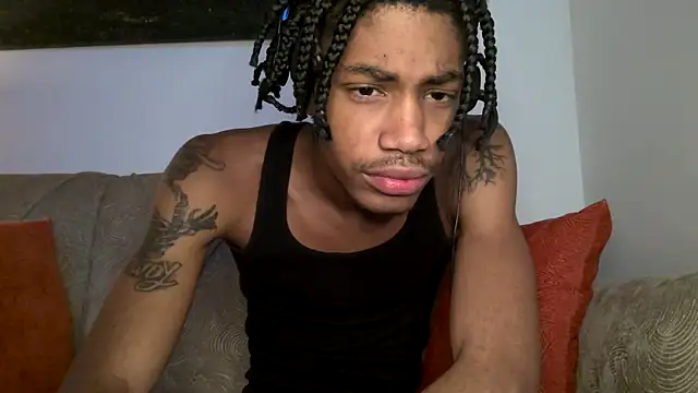 Skinnyblackman online show from November 2025 03:07:01 AM